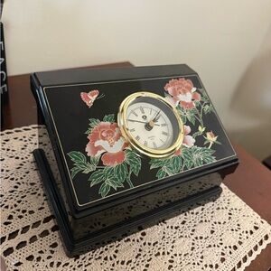 vintage KANO Japan lacquer jewelry box with a built-in clock.